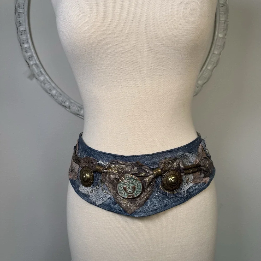VTG Blue Suede Leather Belt Y2K Boho Festival Aztec Renaissance Made Italy M